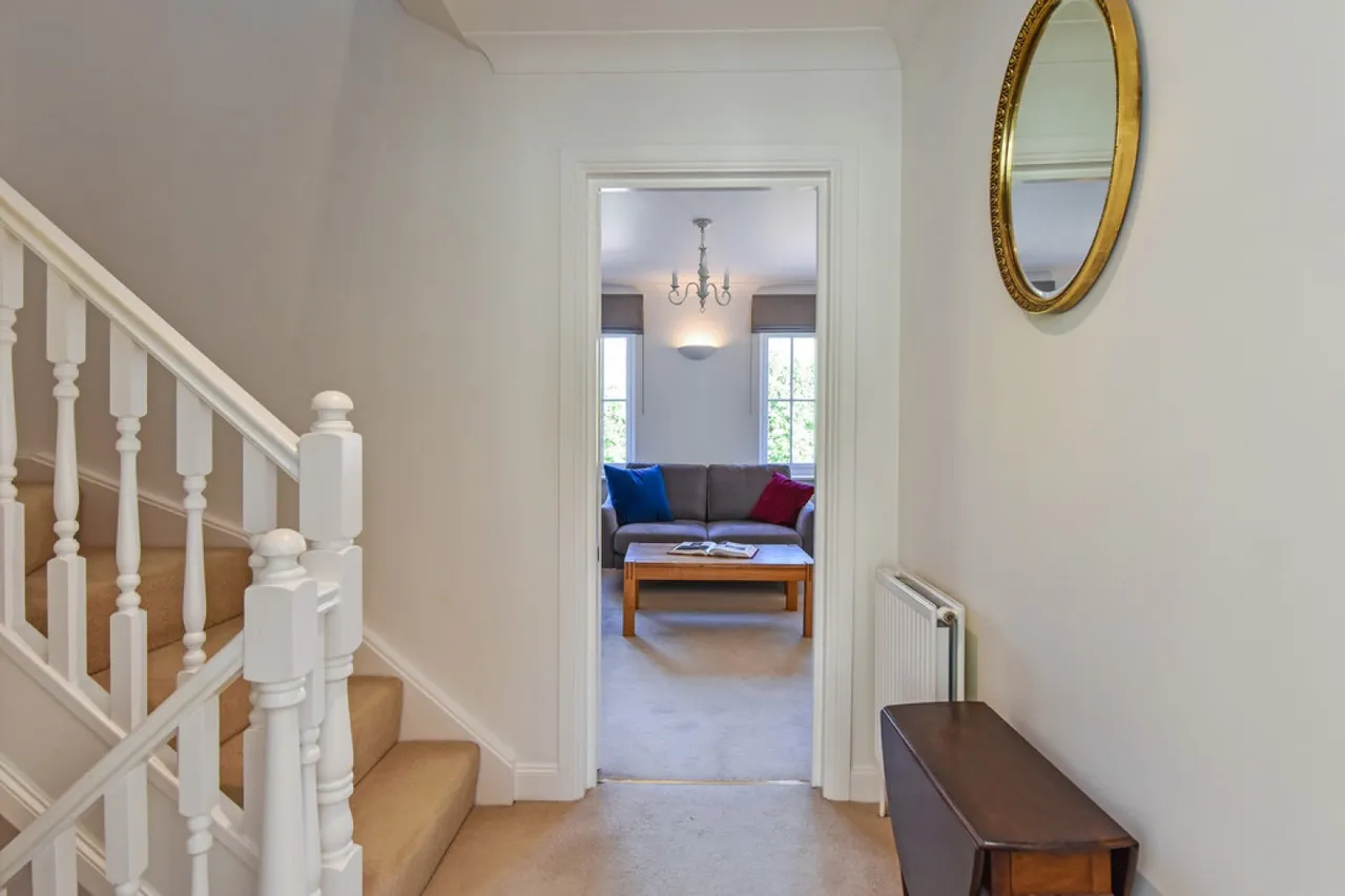 Wentworth Grange, St Cross, SO22, photo 20