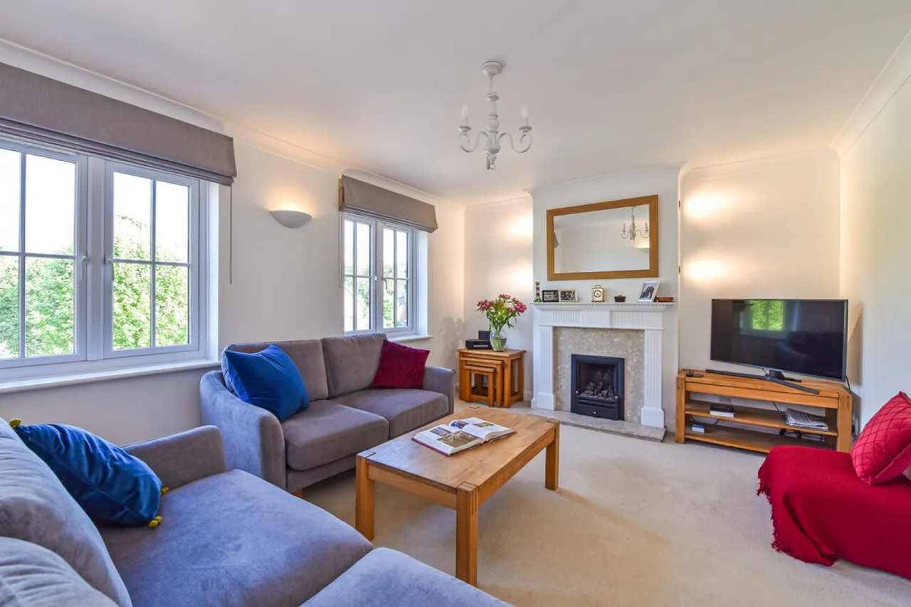 Wentworth Grange, St Cross, SO22, photo 2