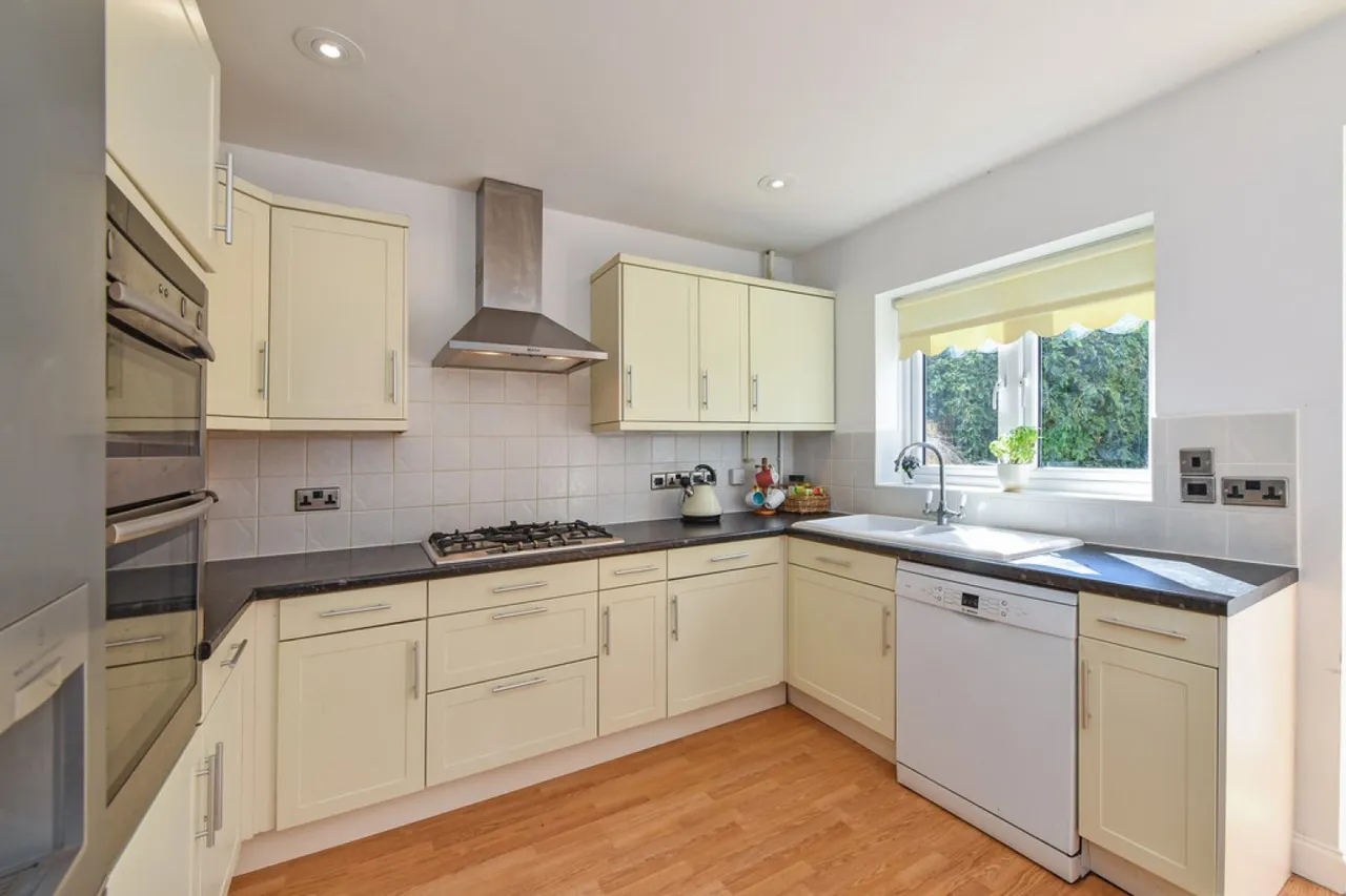 Wentworth Grange, St Cross, SO22, photo 7