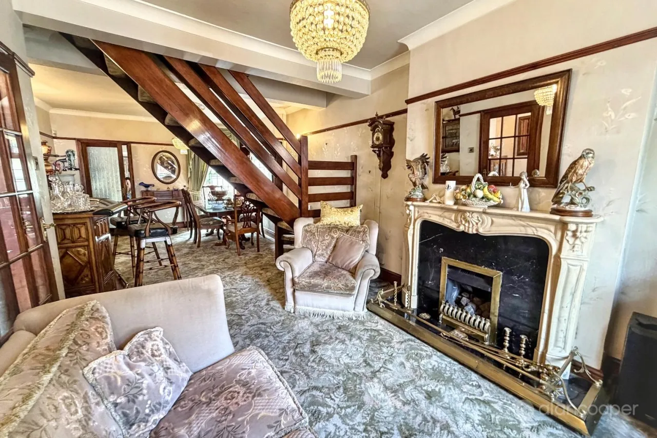 Earls Road, Nuneaton, CV11, photo 3