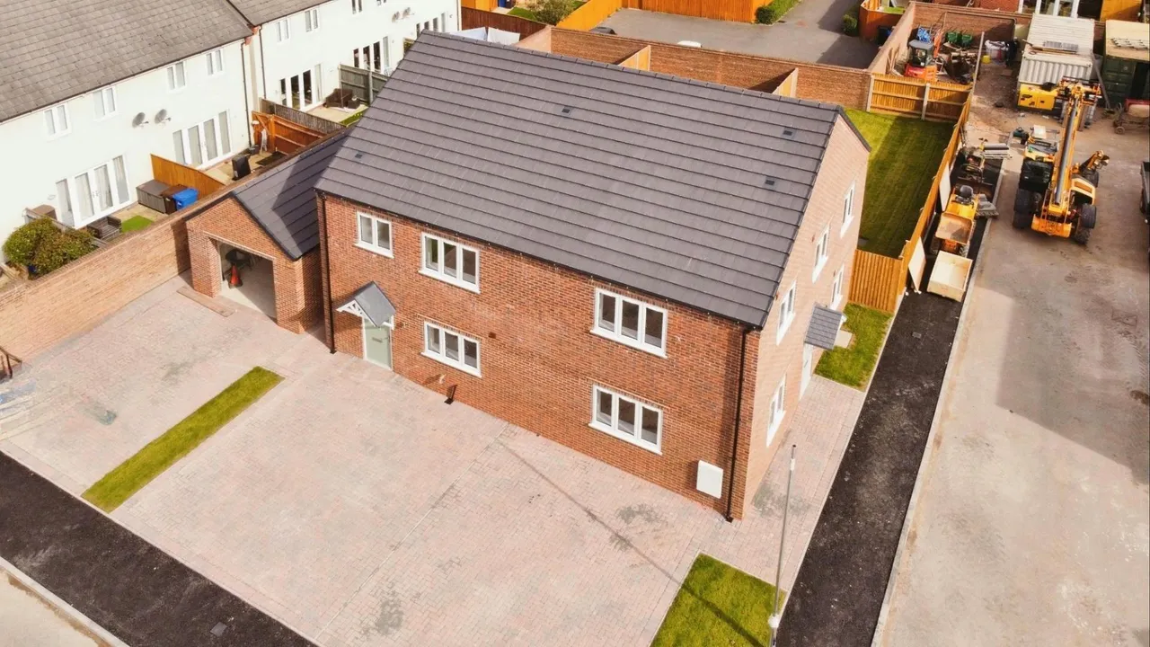 Manor Grove, Branston, DE14, photo 5