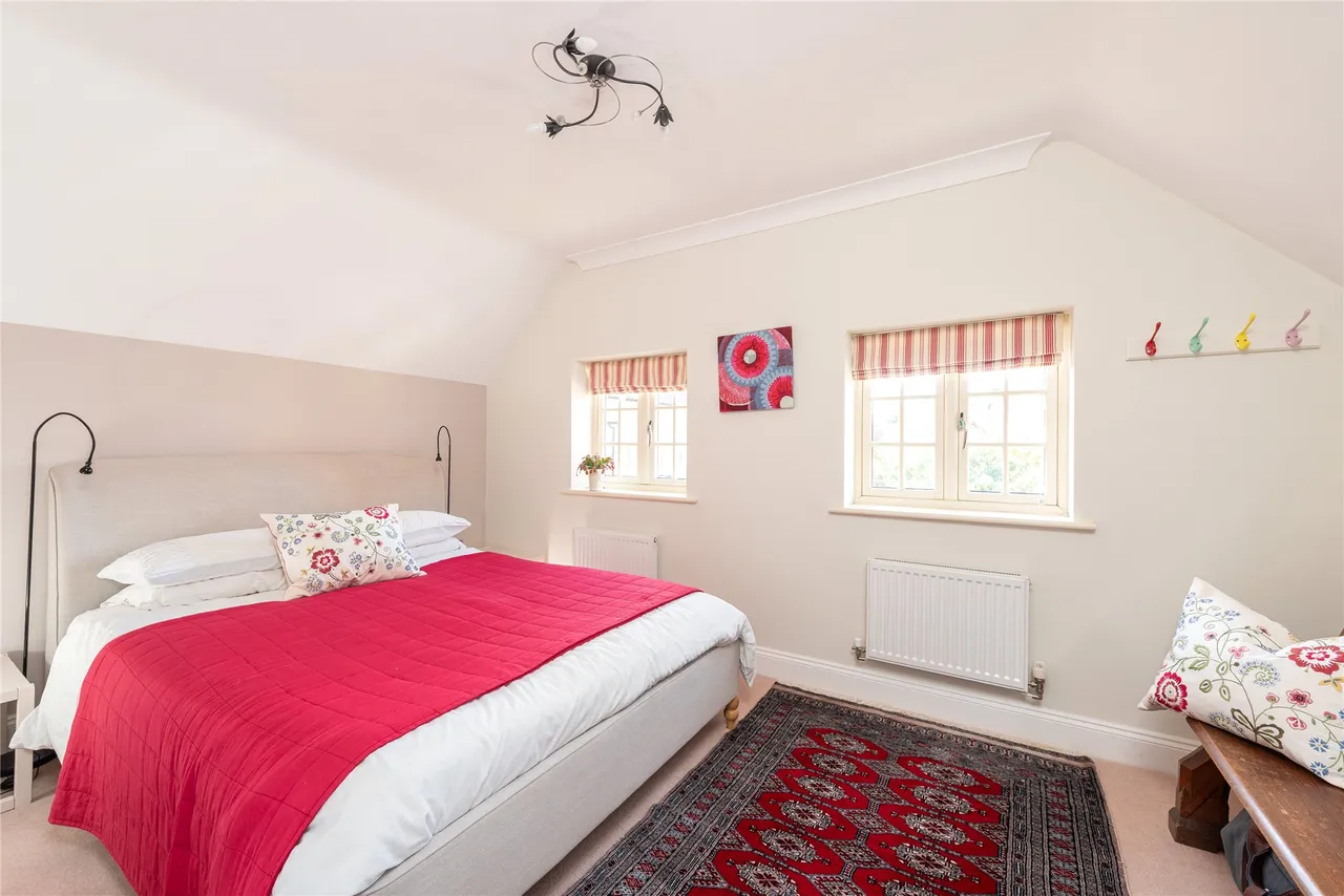 Cuckoo Hill Rise, Hanslope, MK19, photo 15