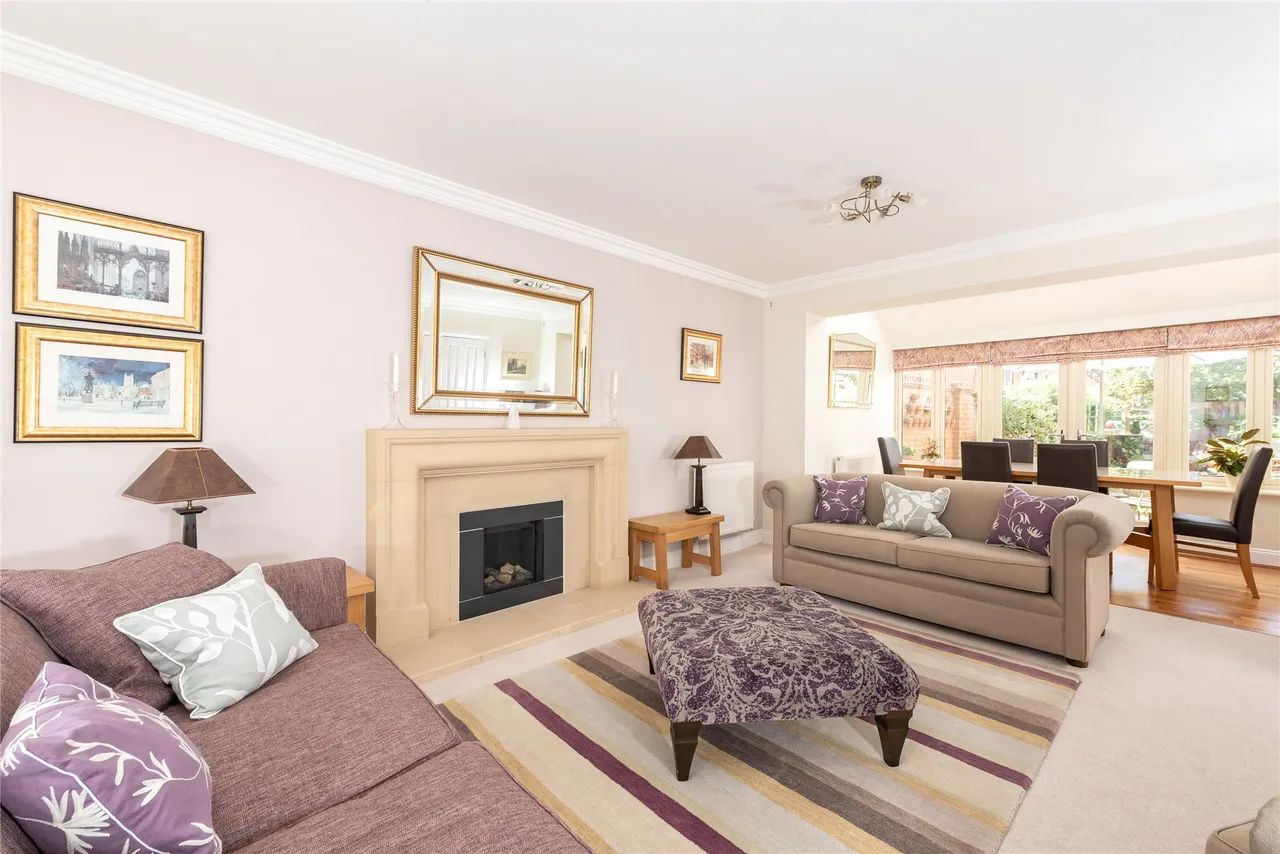 Cuckoo Hill Rise, Hanslope, MK19, photo 2