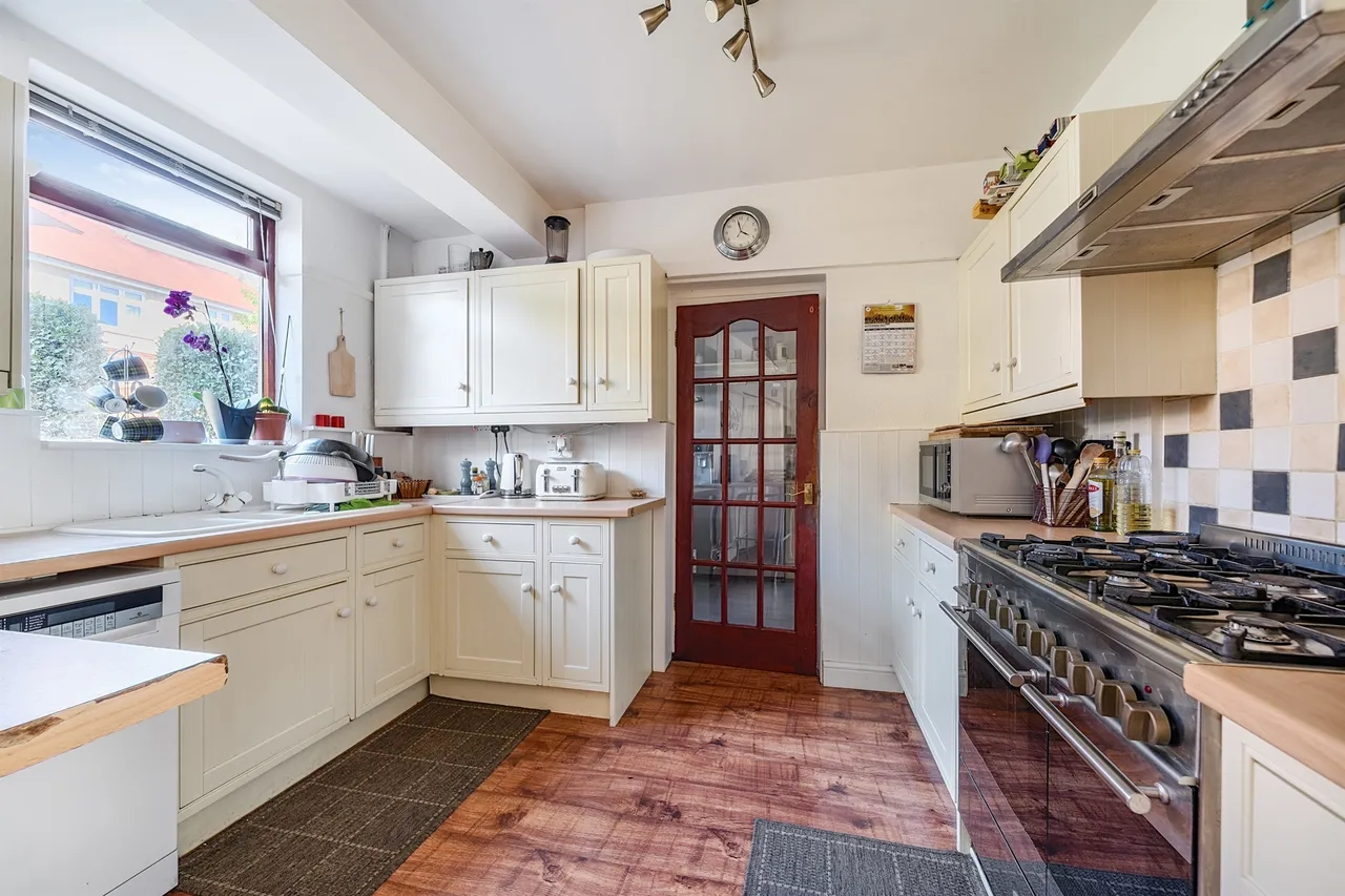 Brodie Road, Enfield, EN2, photo 4