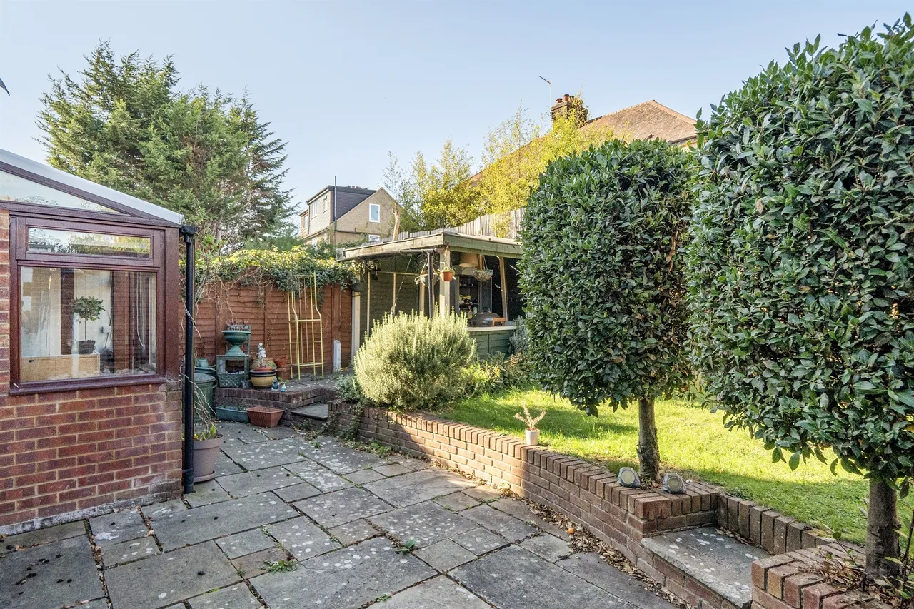 Brodie Road, Enfield, EN2, photo 12