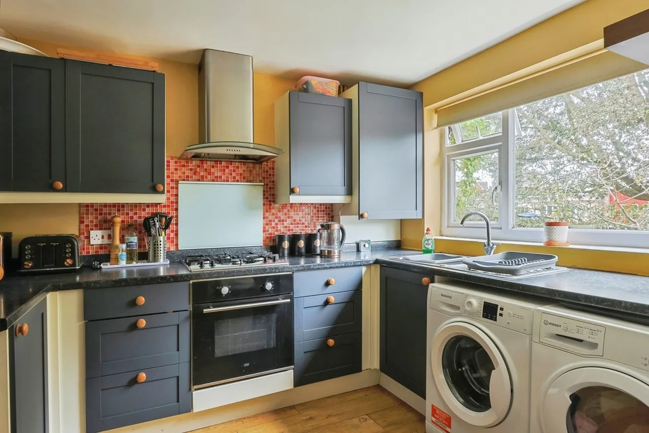 Blandford Road, Hamworthy, BH15, photo 3