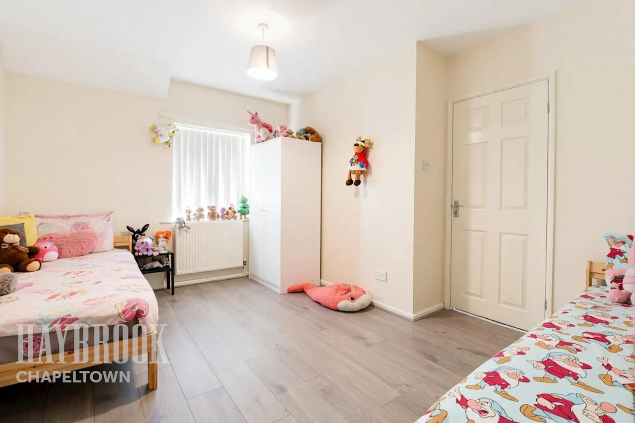 Bowfield Road, Sheffield, photo 8