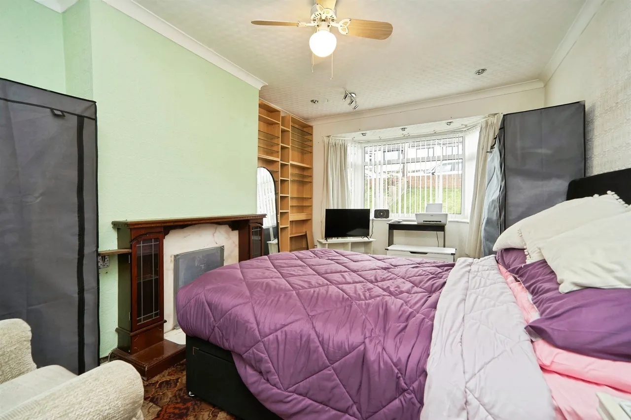 Banksfield Avenue, Yeadon, LS19, photo 7