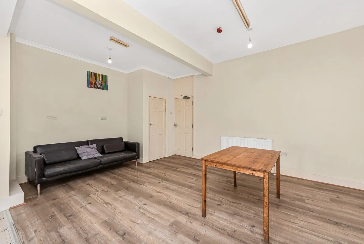 Southend Road, East Ham, E6, photo 2