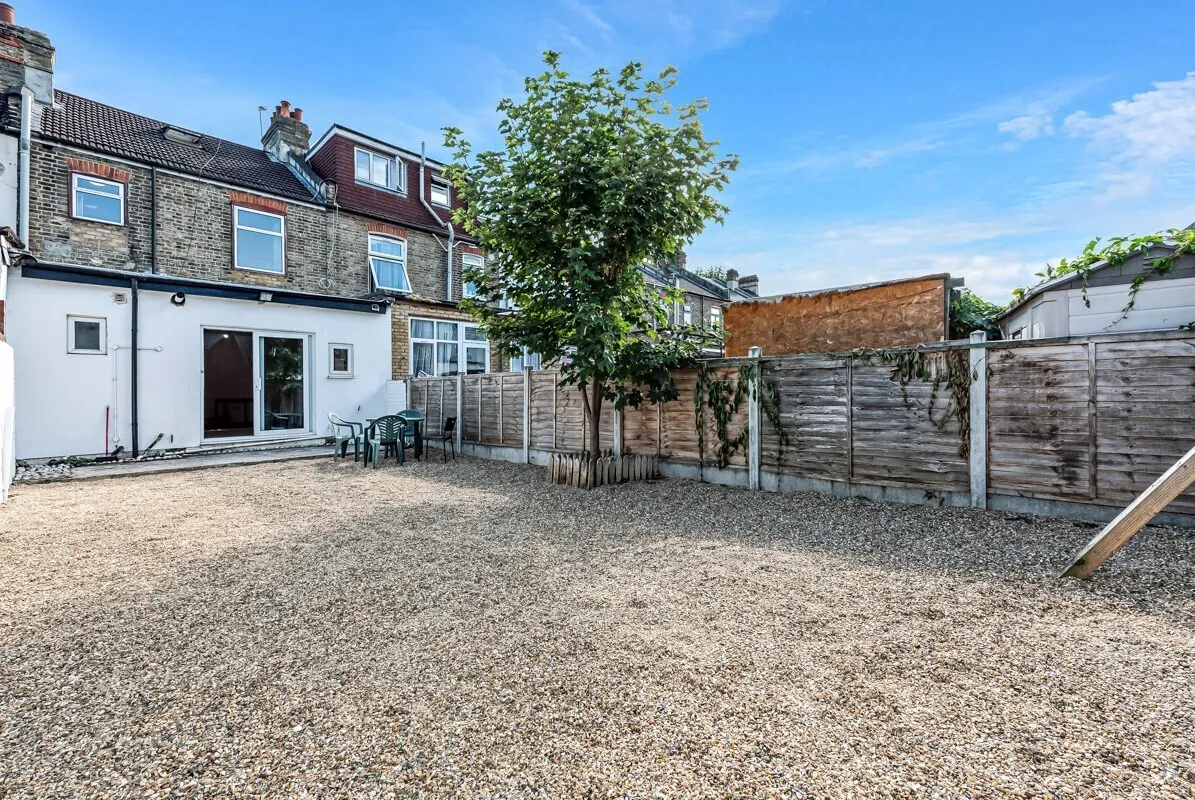 Southend Road, East Ham, E6, photo 16