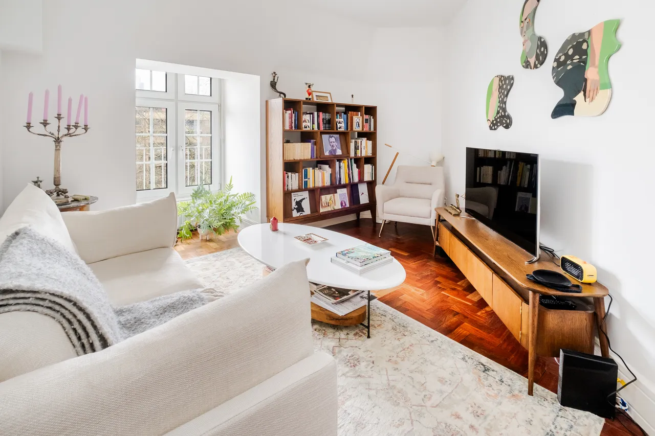 Rosebery Avenue, London, EC1R, photo 4