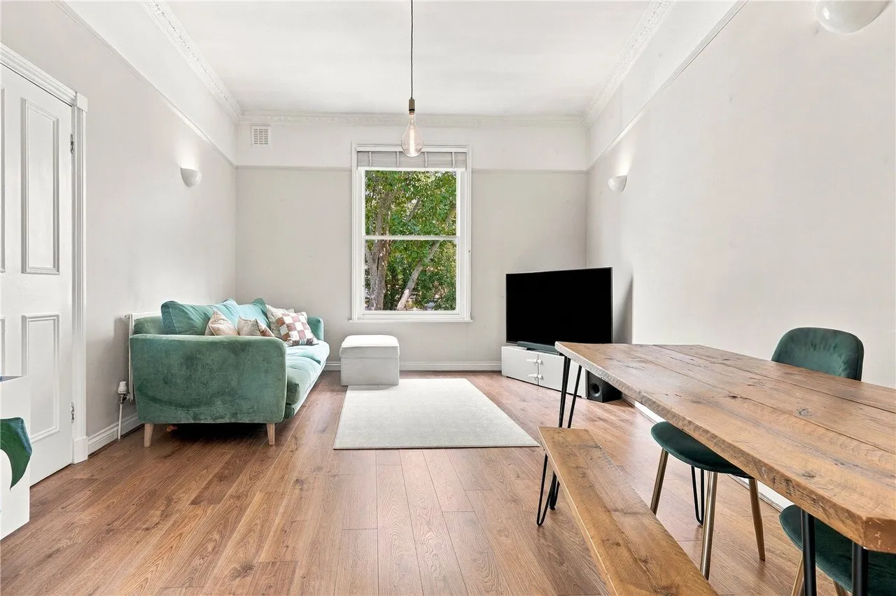 Cazenove Road, London, N16, photo 2