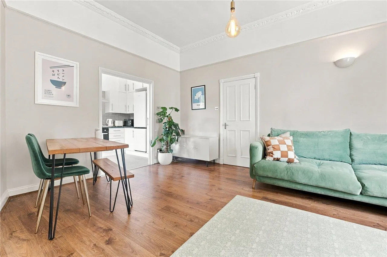 Cazenove Road, London, N16, photo 6