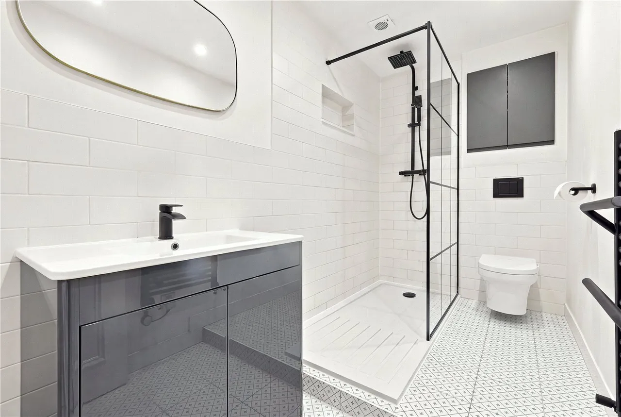 Cazenove Road, London, N16, photo 5