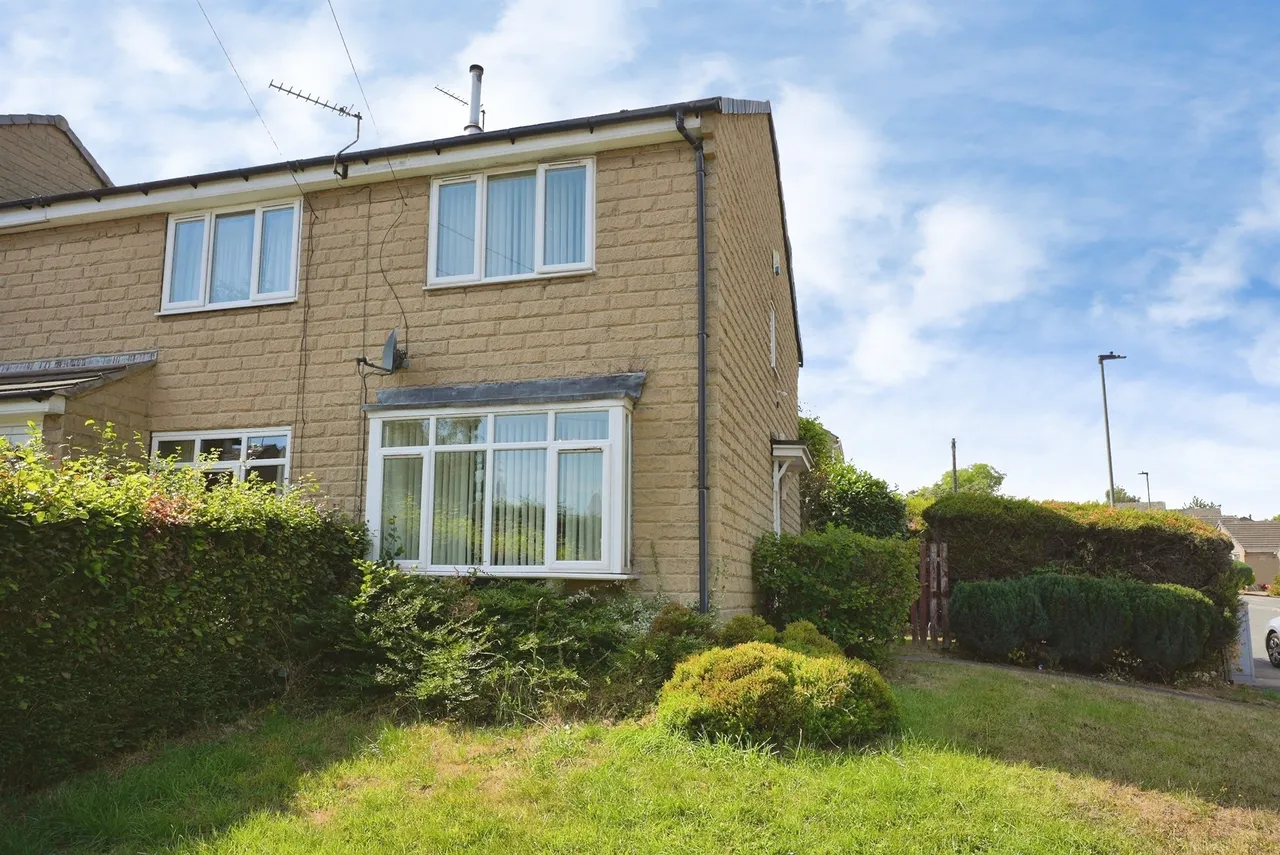 2 bed house for sale, Norwood Road, Birkby, HD2