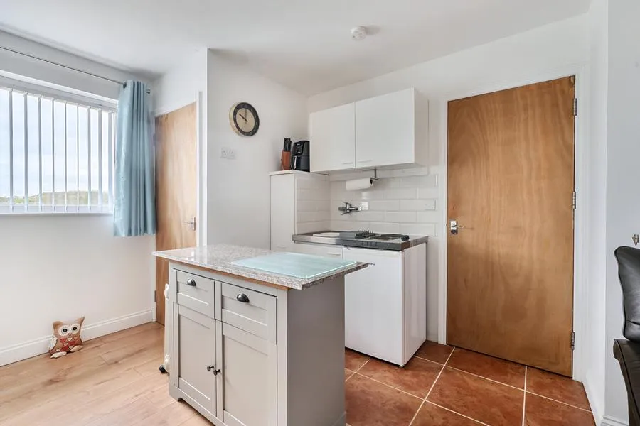 Stoney Lane, Ashmore Green, RG18, photo 9