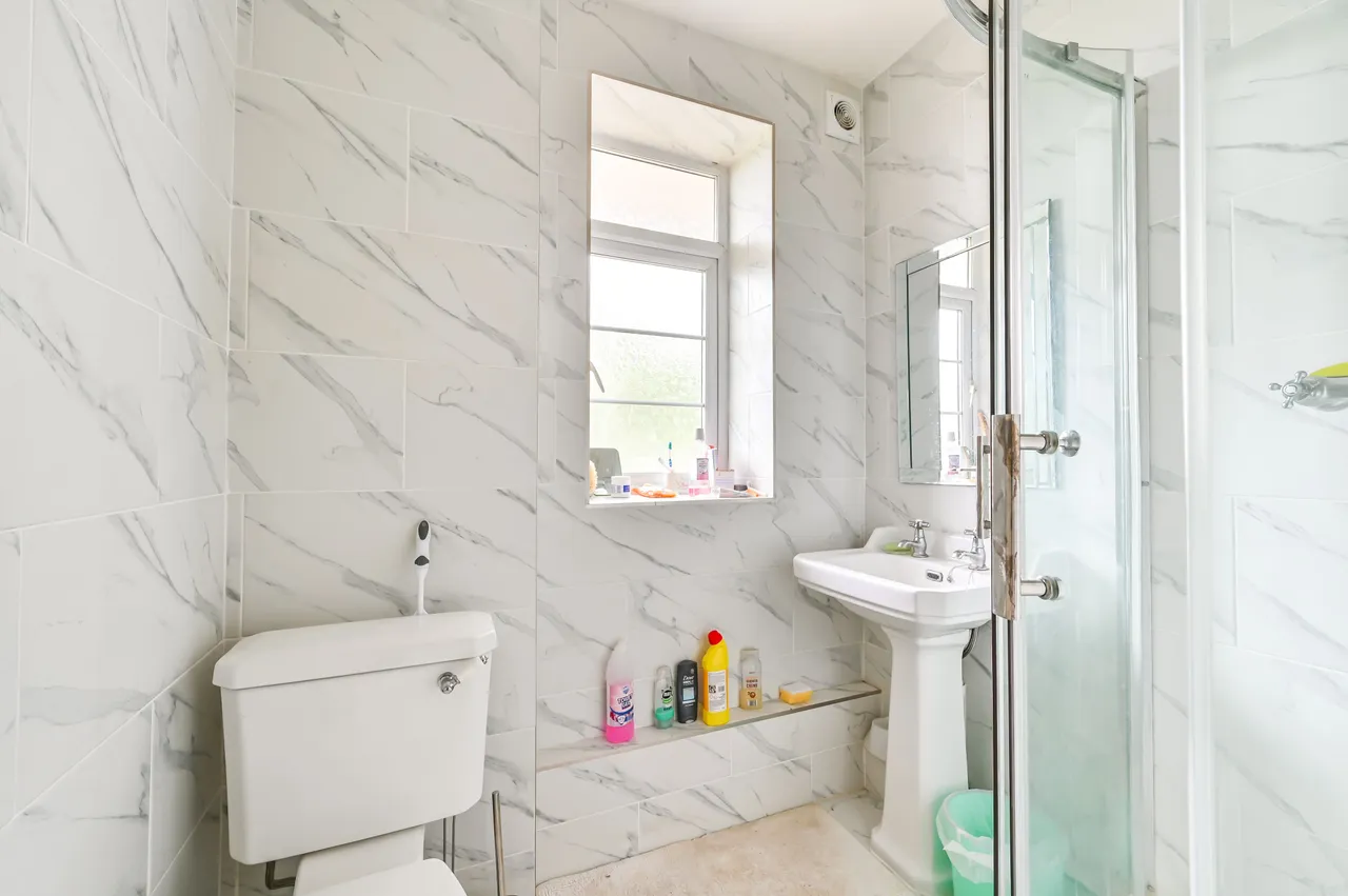 36 Melford Court, Melford Road, London, photo 5