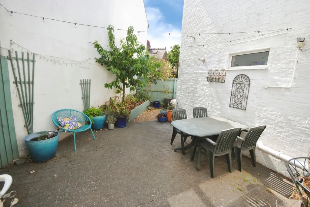 Lammas Road, Watford, photo 10