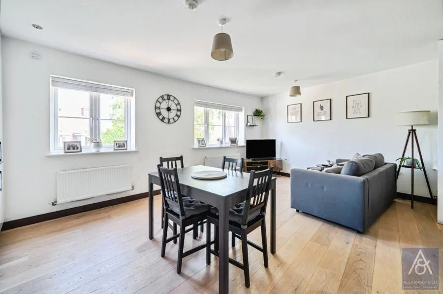 Summerhouse Hill, Buckingham, MK18, photo 4