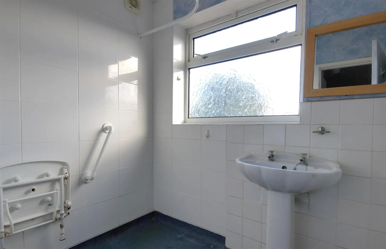 Grange Drive, Cottingham, photo 11