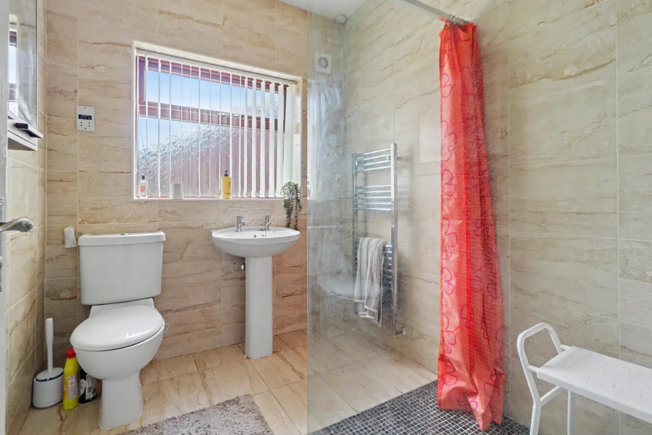 Byatts Grove, Stoke-On-Trent, photo 8