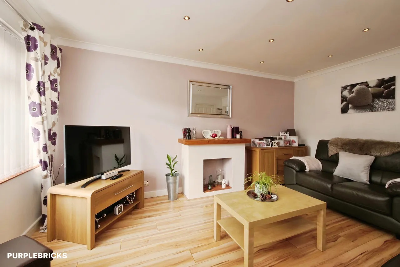 Highfield, Pontypool, NP4, photo 5
