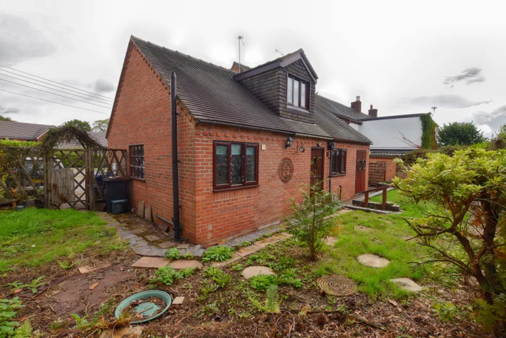 Eccleshall Road, Hookgate, photo 2