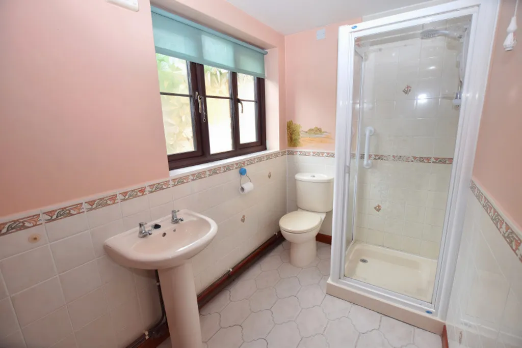 Eccleshall Road, Hookgate, photo 10