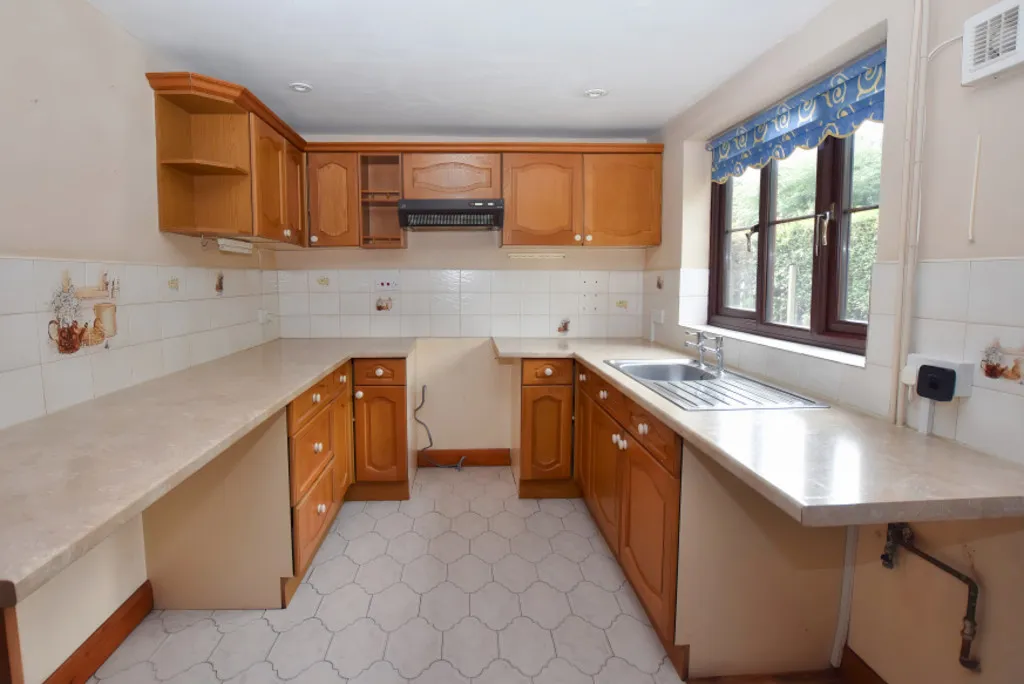 Eccleshall Road, Hookgate, photo 9