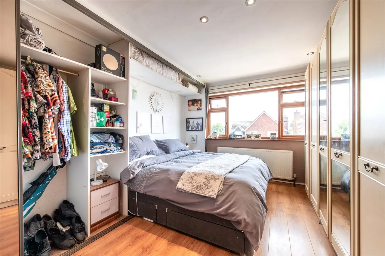 Tyron Way, DA14, photo 8