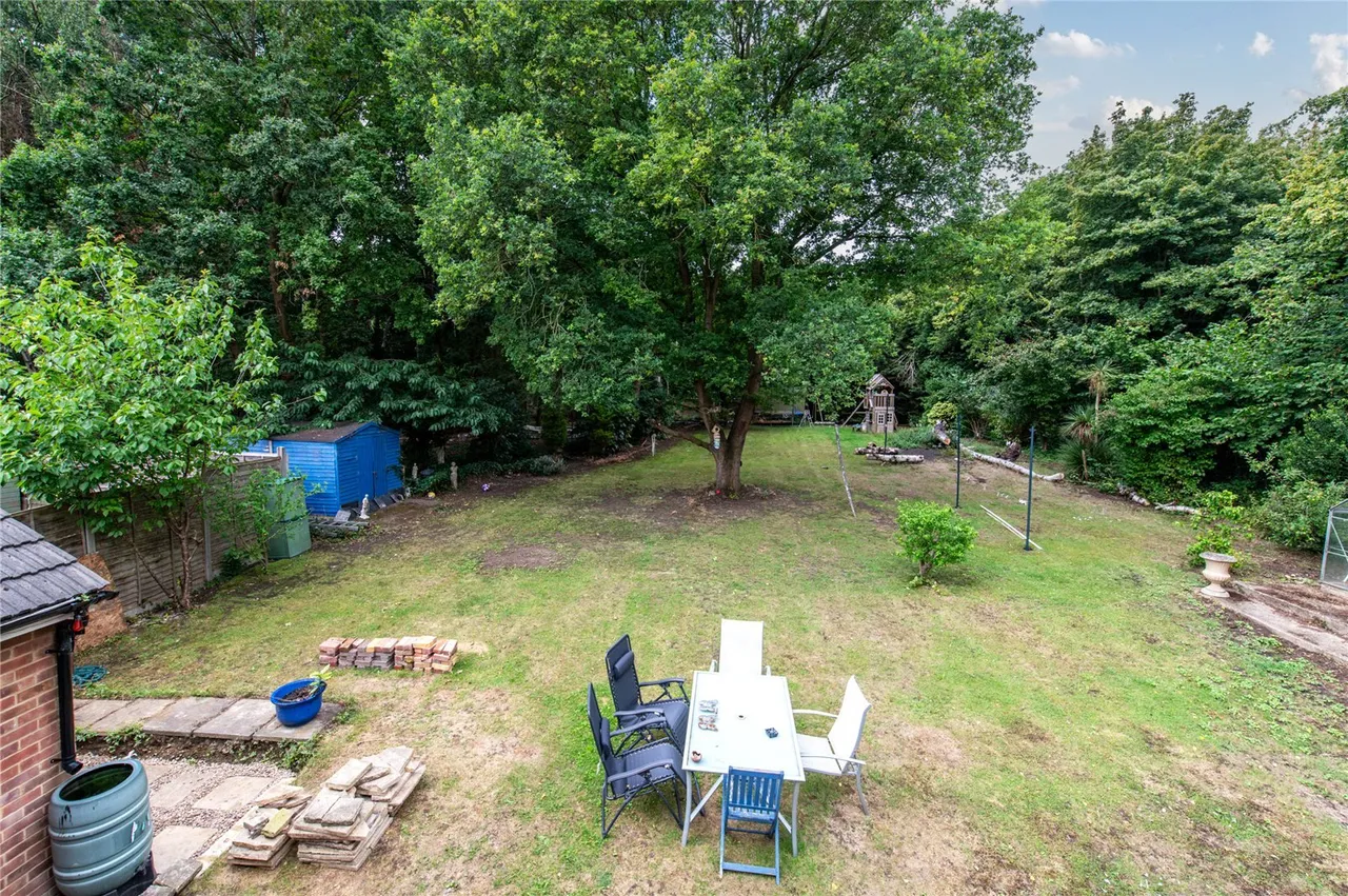 Tyron Way, DA14, photo 13