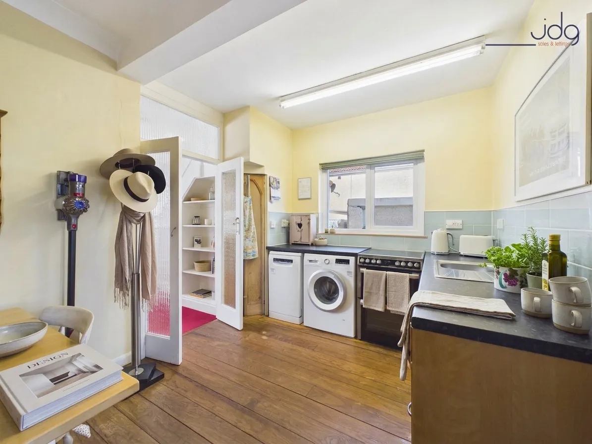 Longlands Avenue, Heysham, LA3, photo 6