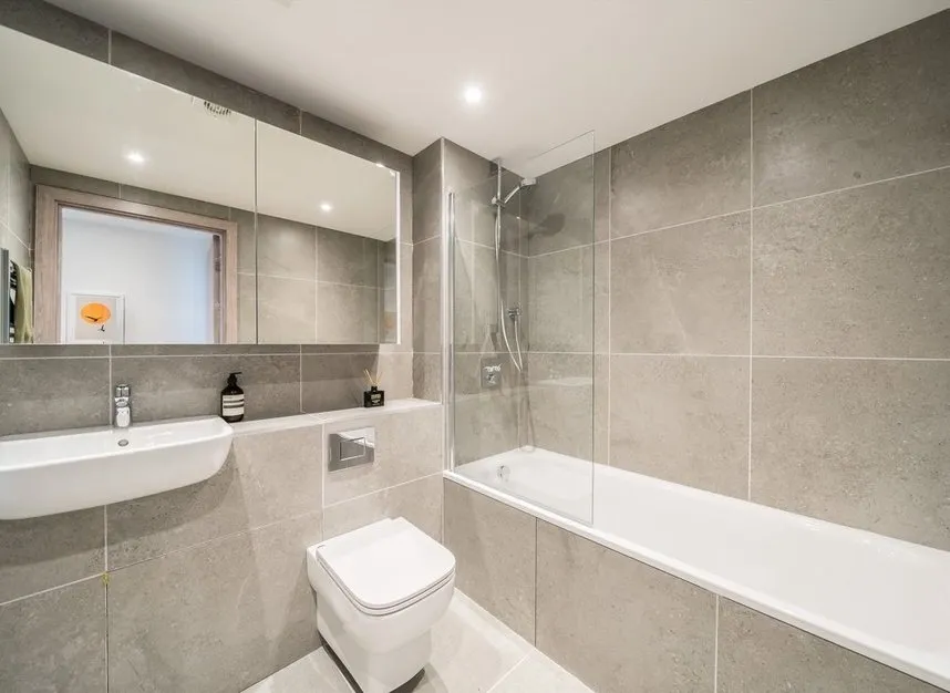 Plough Road, Battersea, SW11, photo 7