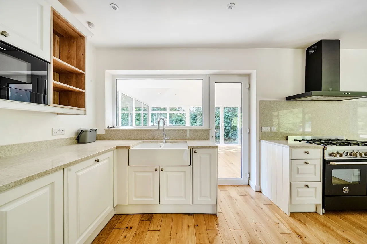 Newhouse Lane, Storrington, RH20, photo 9