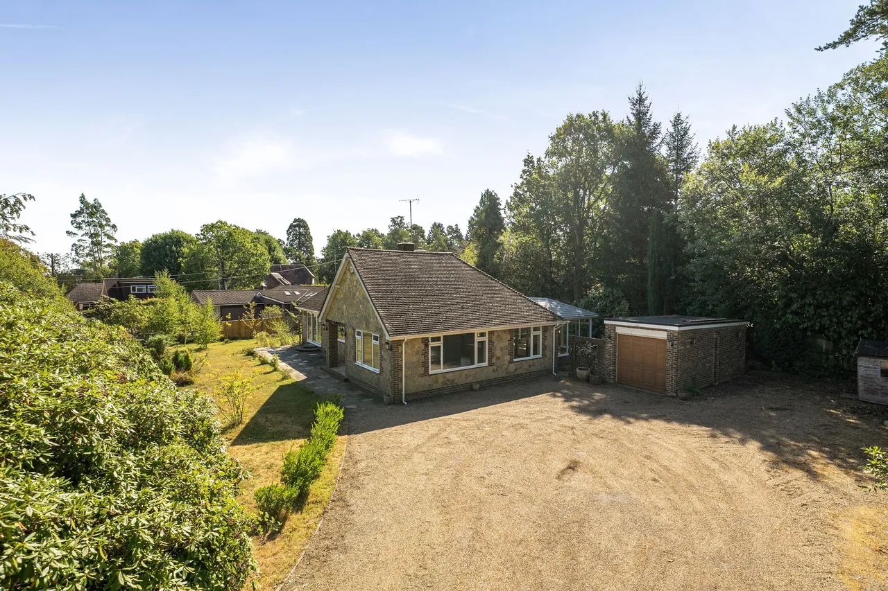 Newhouse Lane, Storrington, RH20, photo 4