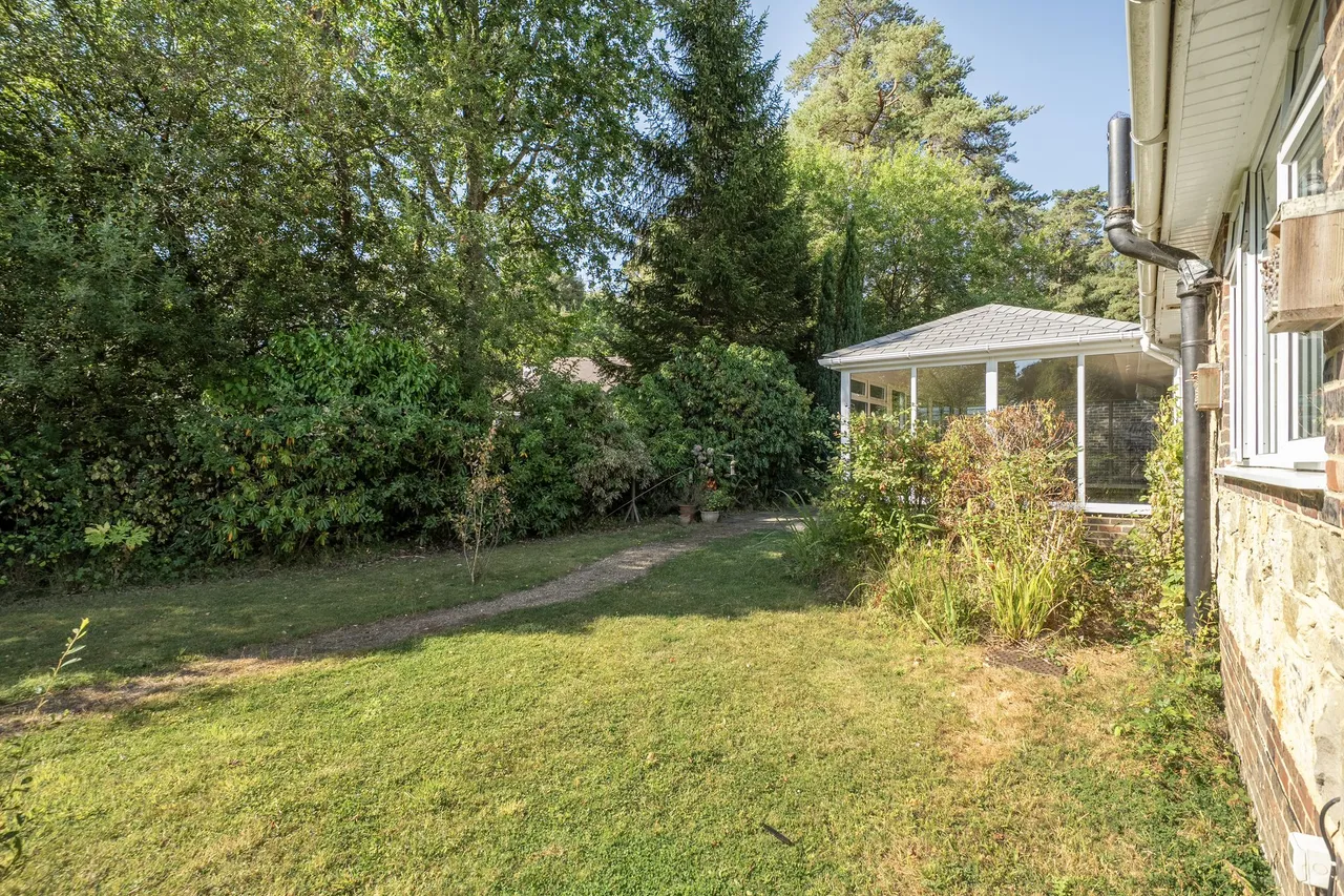 Newhouse Lane, Storrington, RH20, photo 25