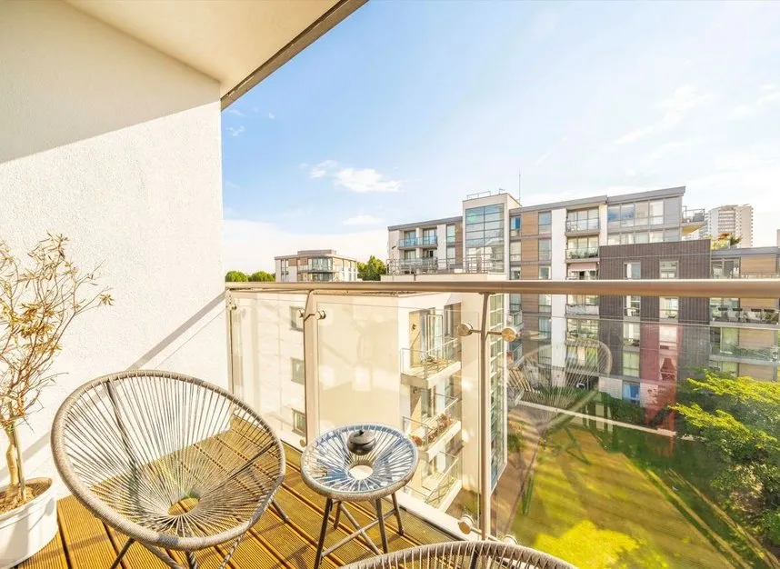 Clayponds Lane, Brentford, TW8, photo 6