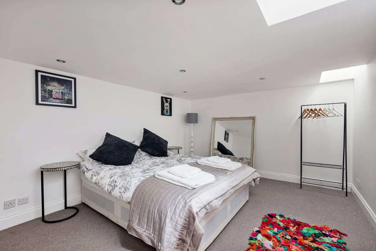 Gosset Street, London, E2 6NP, photo 5