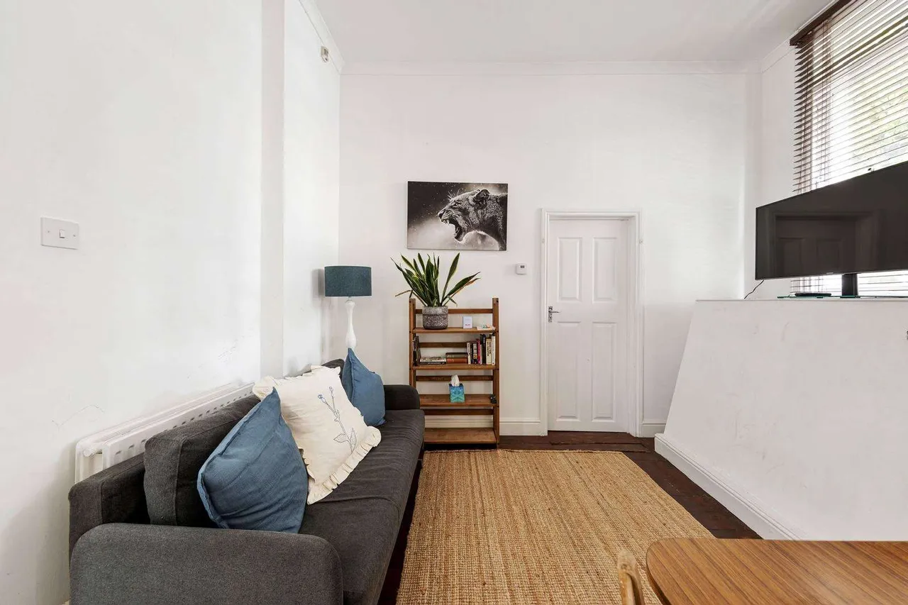 Gosset Street, London, E2 6NP, photo 12