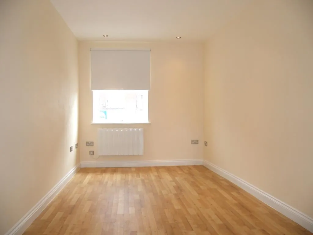 High Street, Beckenham, BR3, photo 3