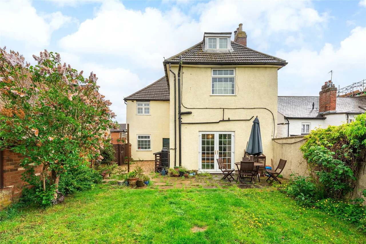 High Street, Hanslope, MK19, photo 14
