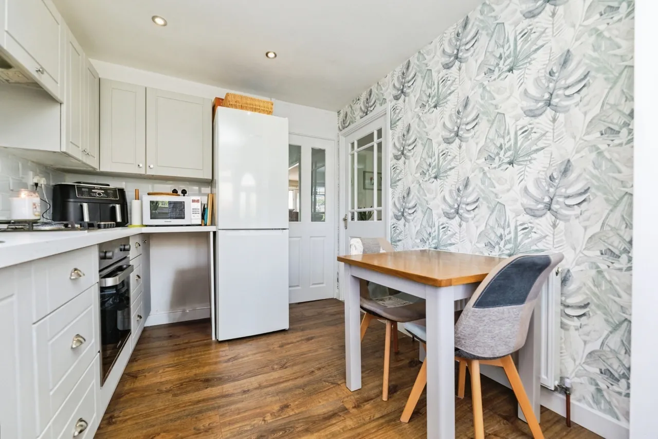 Cotswold Avenue, Chapeltown, Sheffield, S35, photo 7