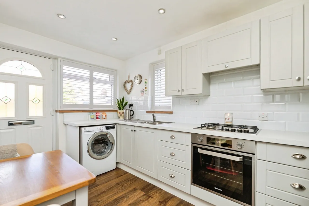 Cotswold Avenue, Chapeltown, Sheffield, S35, photo 6