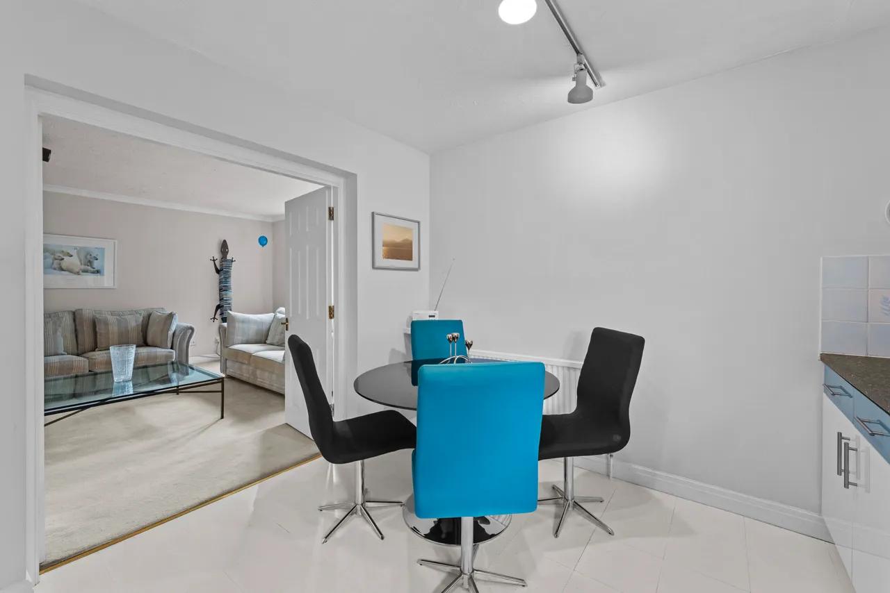 St Andrews Drive, Pollokshields, G41, photo 8