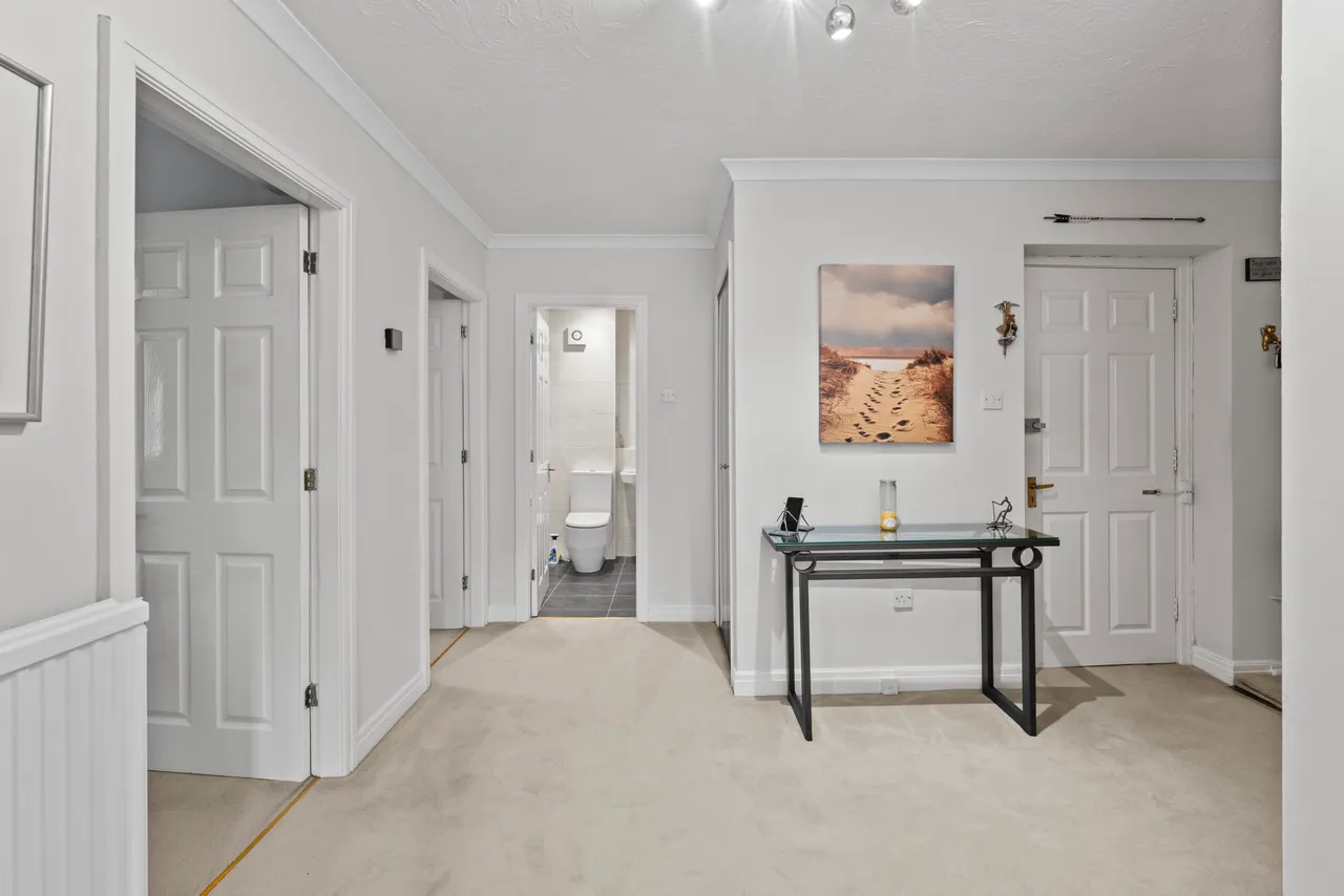 St Andrews Drive, Pollokshields, G41, photo 6