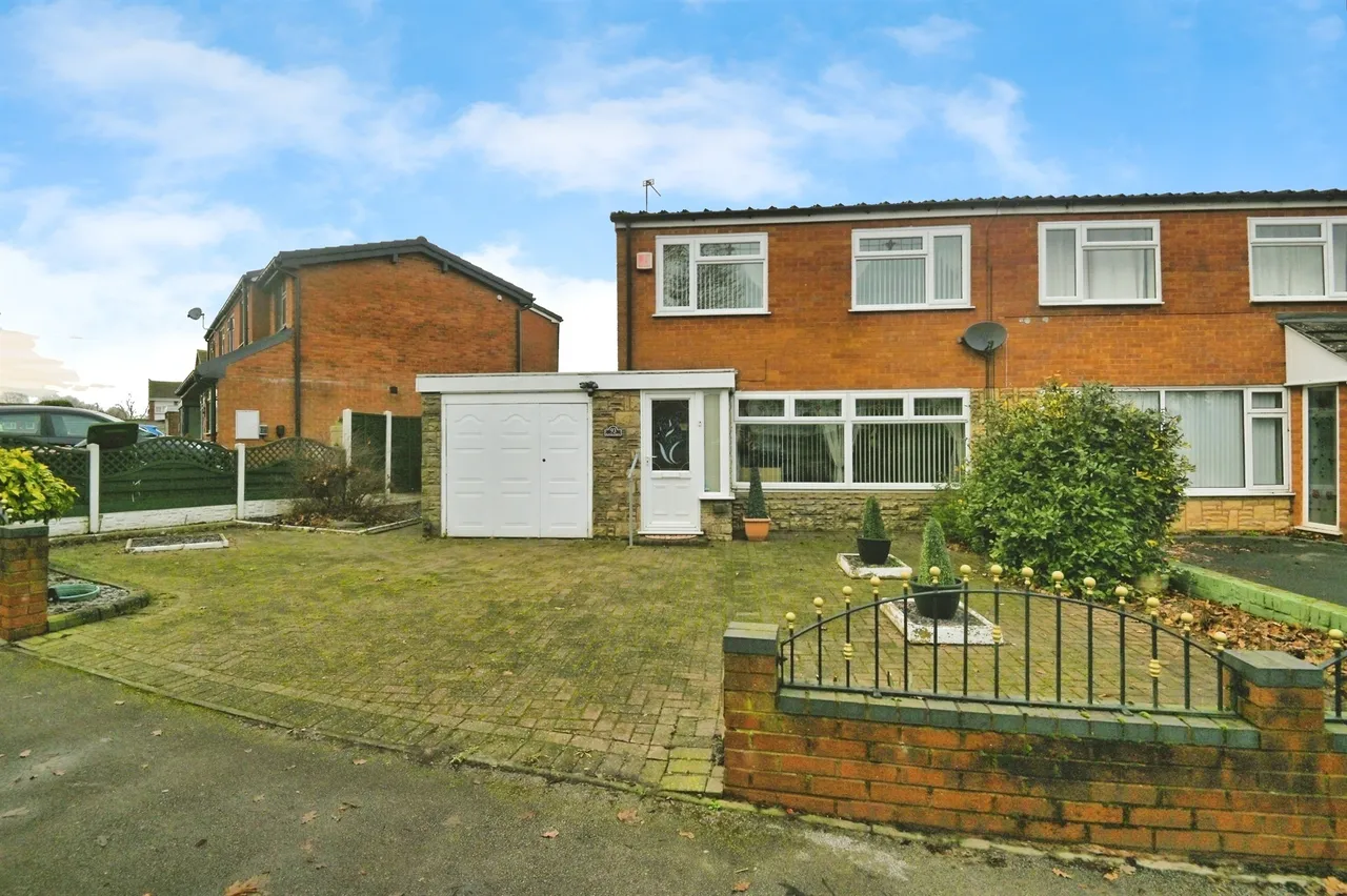 3 bed house for sale — Rover Drive, Birmingham