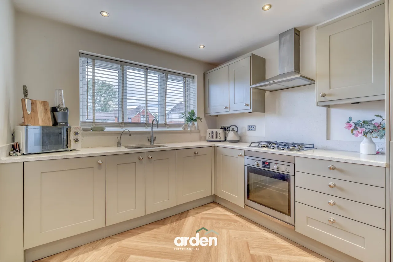 Golden Cross Lane, Catshill, B61, photo 3