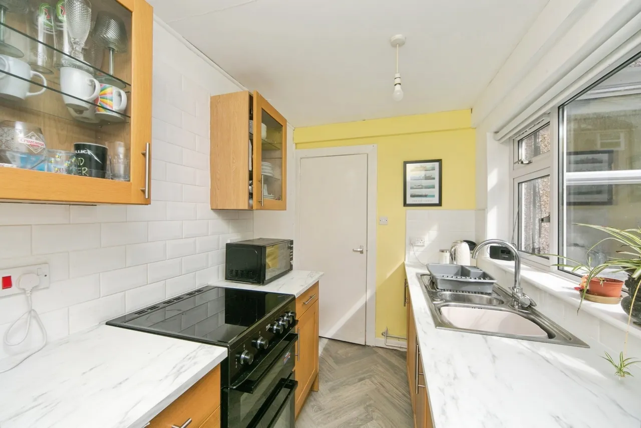 Gladys Grove, Colwyn Bay, LL29, photo 8