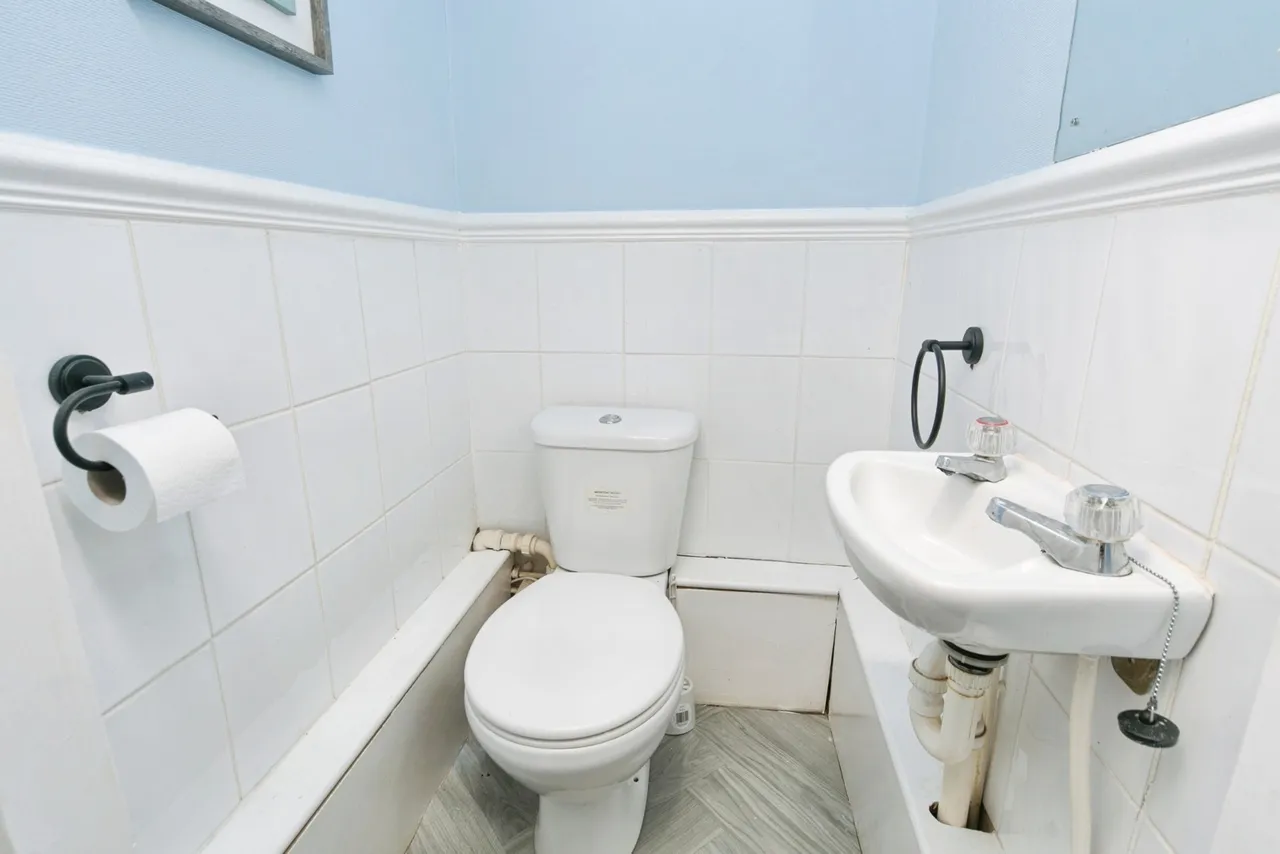 Gladys Grove, Colwyn Bay, LL29, photo 14
