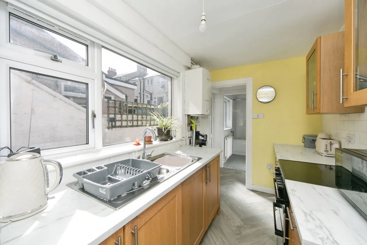 Gladys Grove, Colwyn Bay, LL29, photo 5